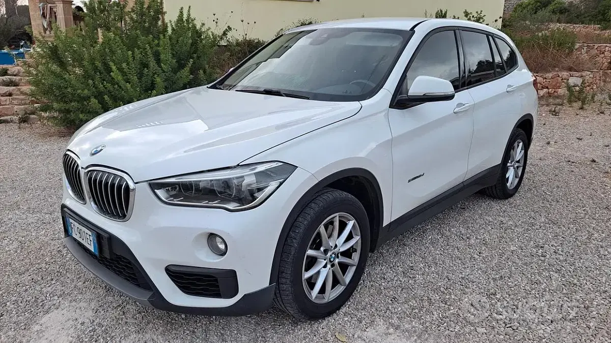 Usata BMW X1 Advantage 150 CV (110 kW) 2015 Bianco SUV