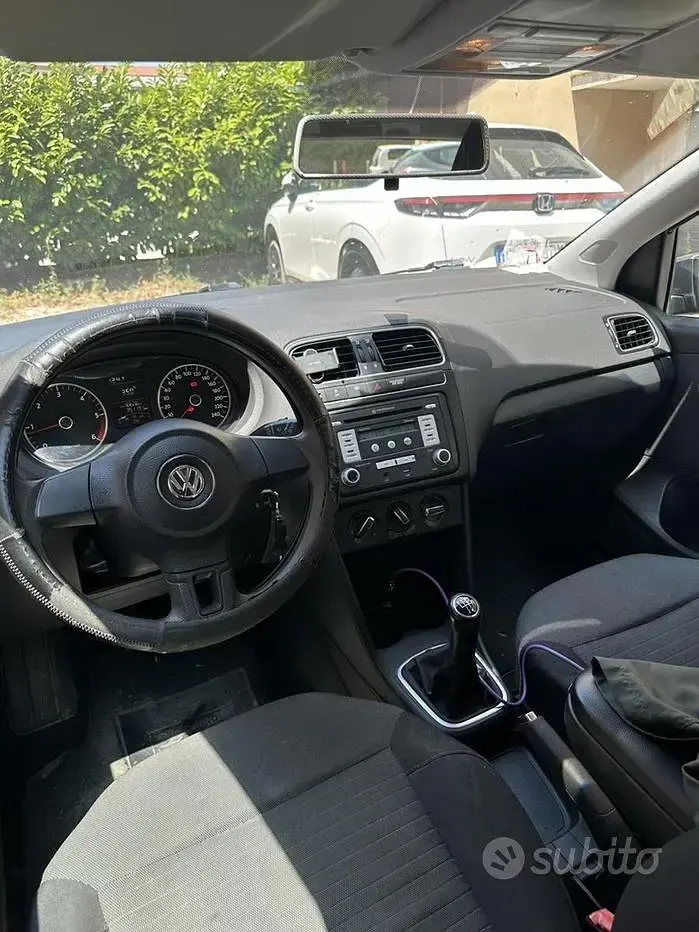 Usata VW Polo R-line 90 CV (66 kW) 2012 Grigio Utilitaria
