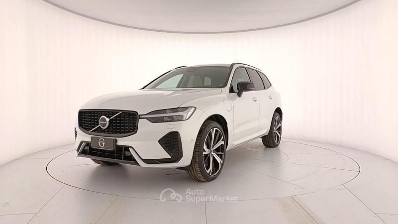 Nuova Volvo XC60 Ultra 253 CV (186 kW) 2025 Bianco SUV