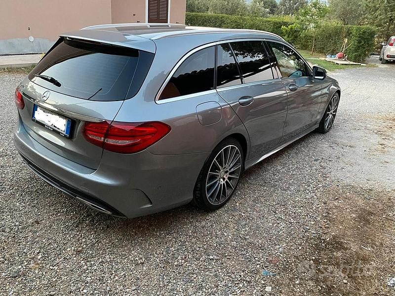 Usata Mercedes C220 Premium 170 CV (125 kW) 2015 Grigio Station wagon