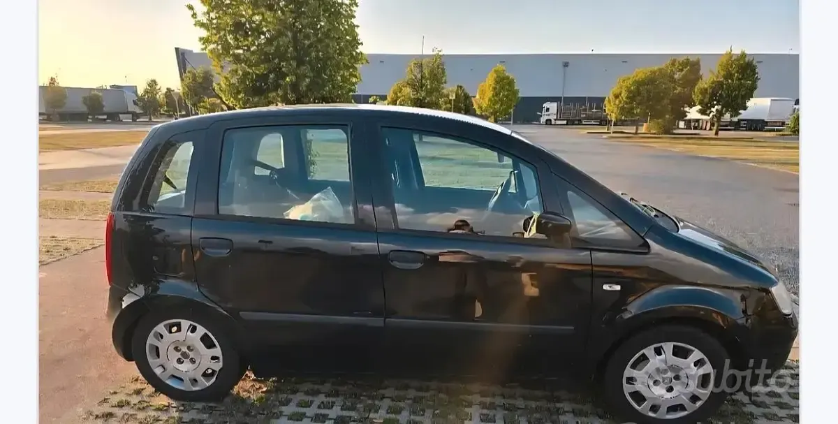 Usata Fiat Idea 70 CV (51 kW) 2008 Nero Monovolume