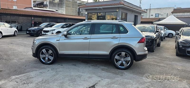 Usata VW Tiguan 150 CV (110 kW) 2018 Marrone SUV