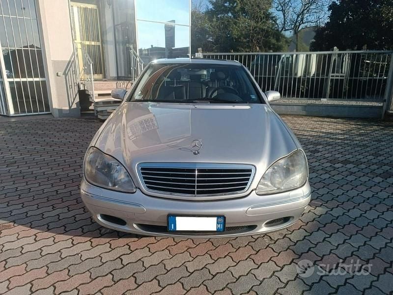 Usata Mercedes S320 224 CV (164 kW) 1999 Grigio Berlina