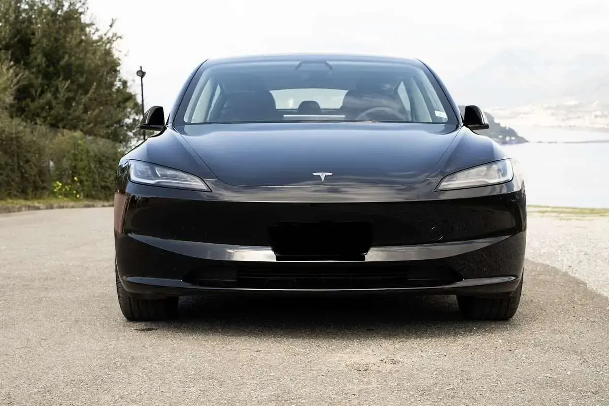 Usata Tesla Model 3 Standard Range 88 kW (120 CV) 2023 Berlina