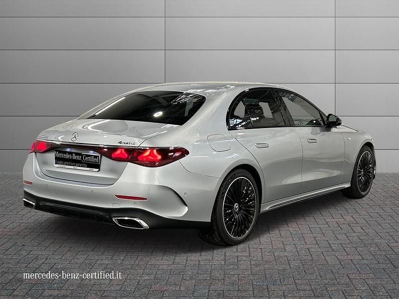Nuova Mercedes E300 Advanced Plus 197 CV (144 kW) 2026 Argento hightech Berlina