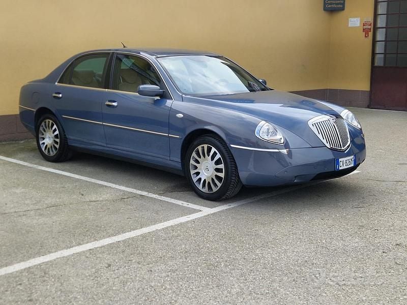 Usata 2005 Lancia Thesis Tre volumi | 11.500 € (Molto cara) - Immagine 1/4