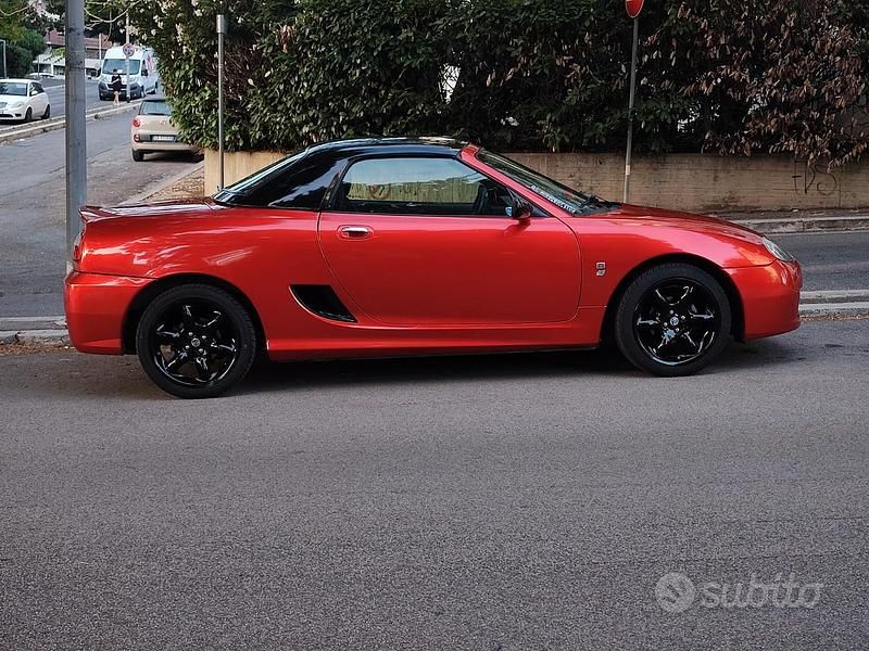 Usata MG TF 116 CV (85 kW) 2003 Rosso Cabrio