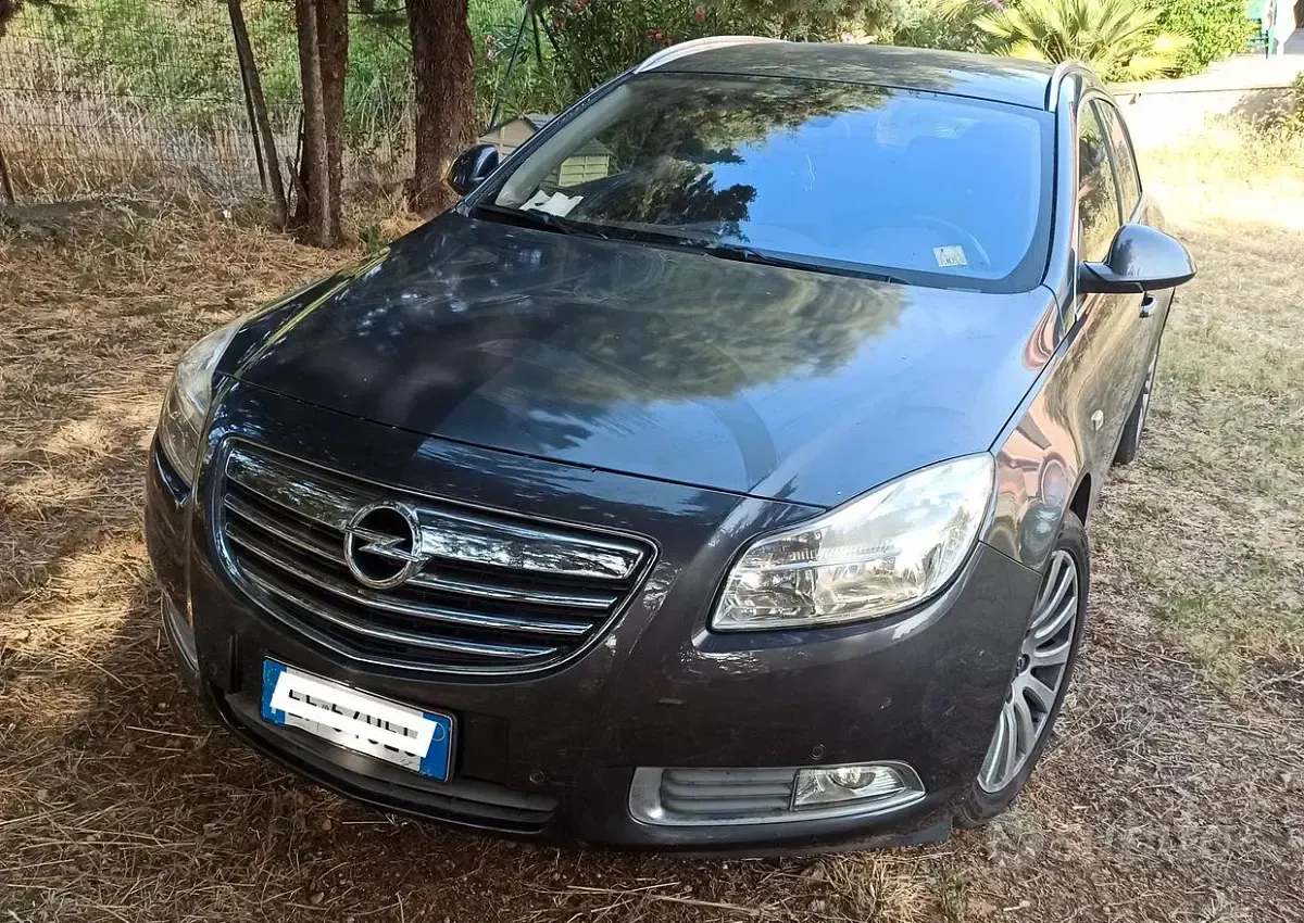 Usata Opel Insignia 160 CV (117 kW) 2011 Station wagon