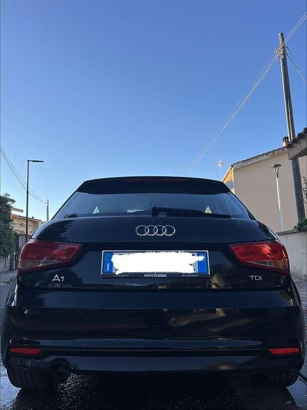 Usata Audi A1 Ambiente 90 CV (66 kW) 2017 Nero Utilitaria