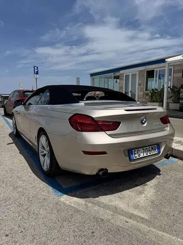 Usata BMW 640 Cabriolet Efficient Dynamics 320 CV (235 kW) 2011 Cabrio