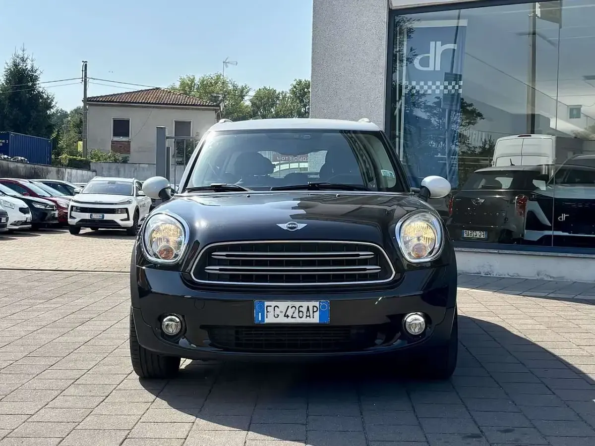 Usata Mini Cooper D 150 CV (110 kW) 2017 Nero Utilitaria