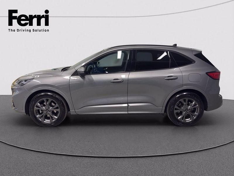 Usata Ford Kuga ST-Line 190 CV (139 kW) 2023 Solar silver SUV