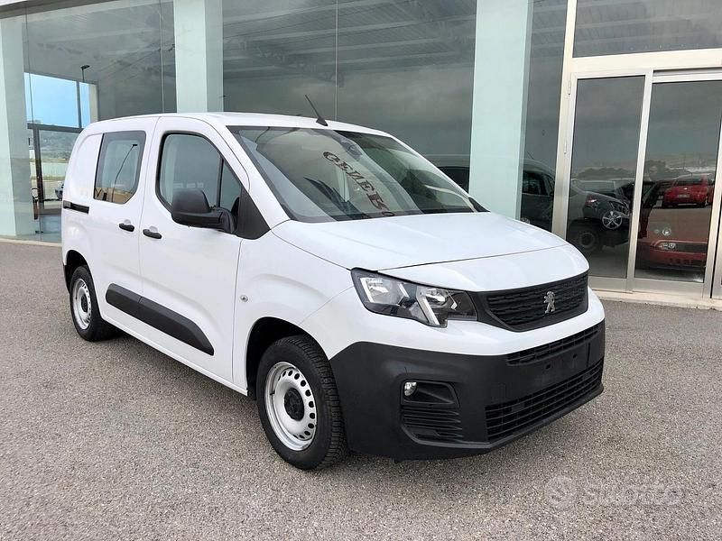 Usata Peugeot Partner 100 CV (73 kW) 2018 Bianco Monovolume