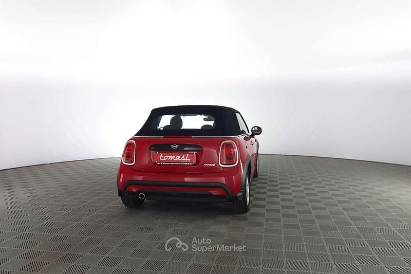 Usata Mini Cooper Cabriolet 136 CV (100 kW) 2023 Chilli red con soft top nero Cabrio