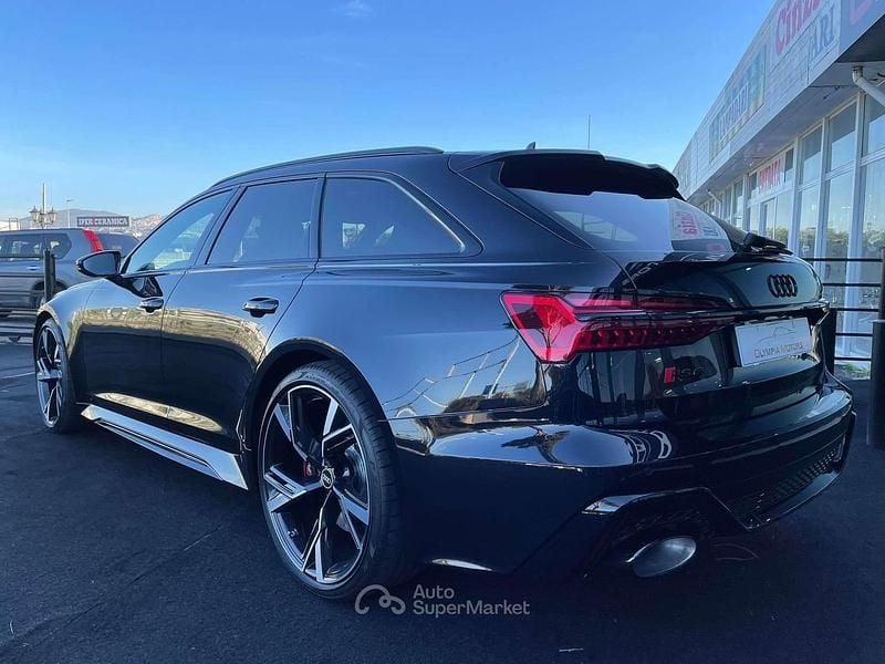 Usata Audi RS6 Performance 630 CV (463 kW) 2024 Nero Station wagon