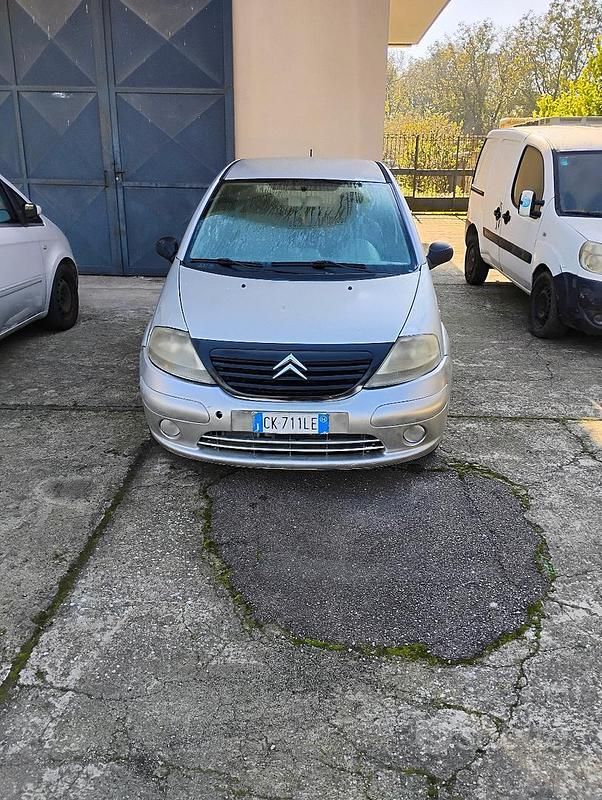 Grigio Usata 2004 Citroën C3 Tre volumi | 999 € (Super prezzo) - Immagine 1/4