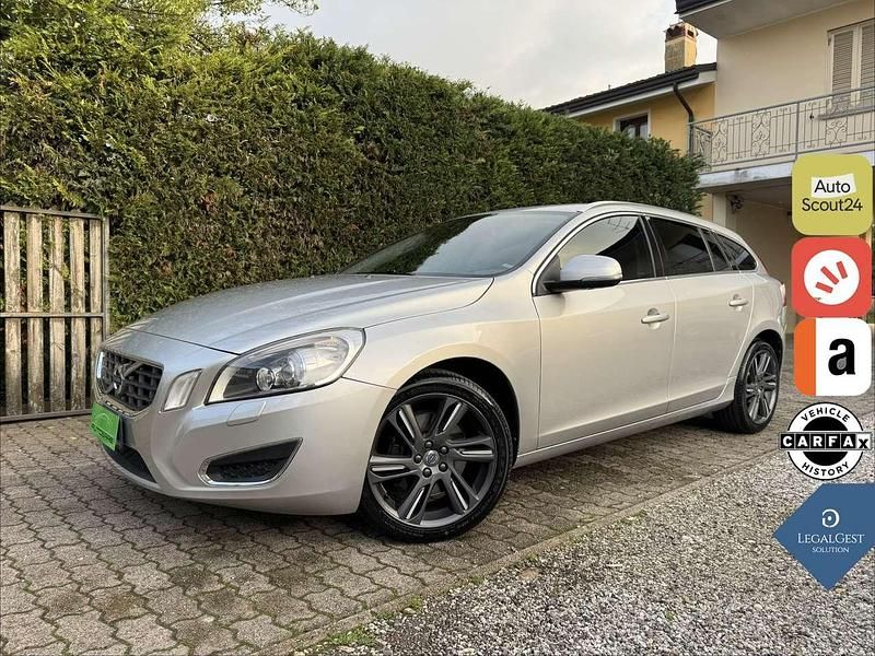 Usata Volvo V60 Summum 205 CV (150 kW) 2011 Grigio Station wagon