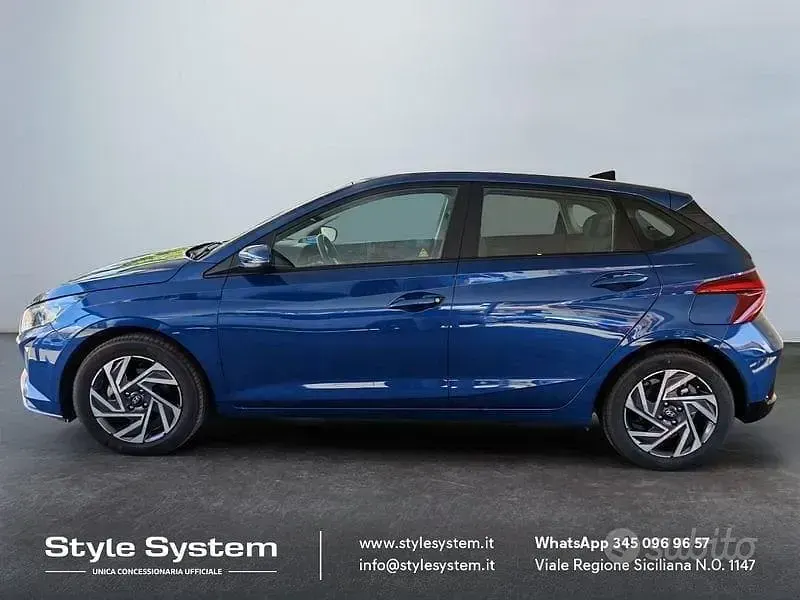 Usata Hyundai i20 101 CV (74 kW) 2025 Bluazzurro Utilitaria