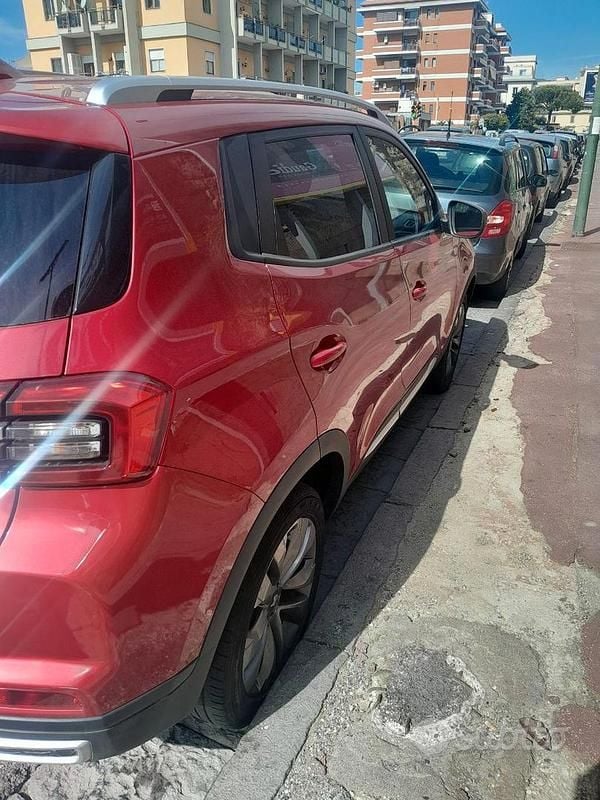 Usata DR DR 4.0 116 CV (85 kW) 2022 Rosso SUV