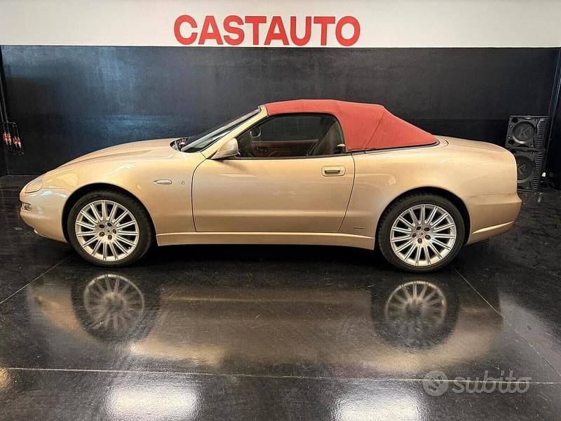 Usata Maserati Spyder 390 CV (286 kW) 2004 Marrone Cabrio
