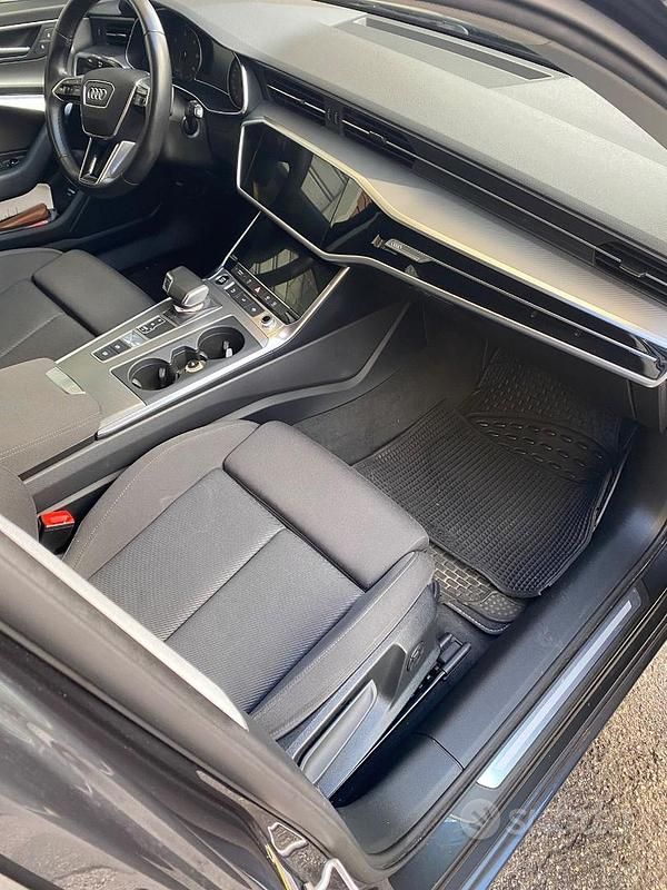 Usata Audi A6 204 CV (150 kW) 2022 Grigio Station wagon