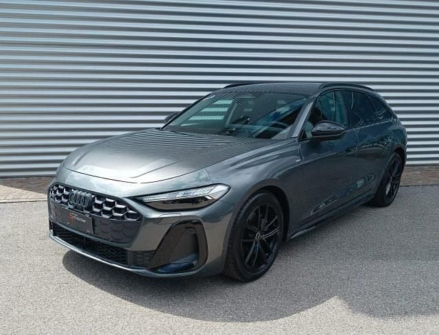 Nuova Audi A5 S-Line 204 CV (150 kW) 2025 Grigio Coupé