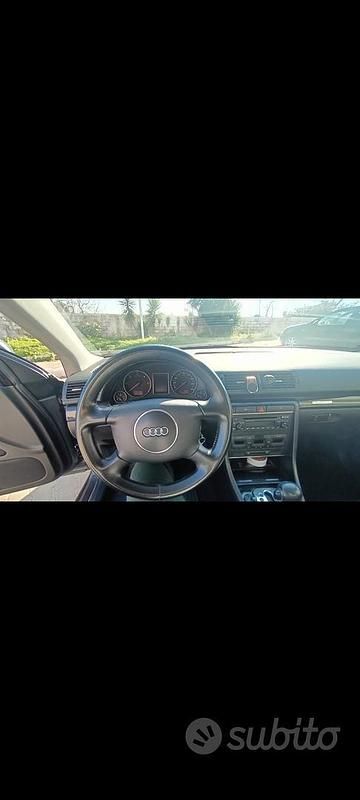 Usata Audi A4 180 CV (132 kW) 2003 Grigio Station wagon