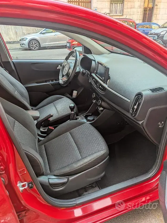 Usata Kia Picanto 67 CV (49 kW) 2018 Rosso Utilitaria