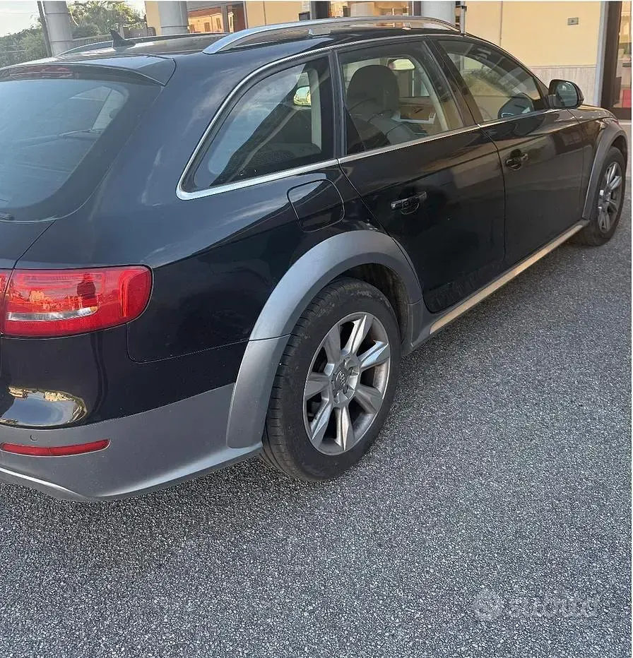 Usata Audi A4 Allroad 143 CV (105 kW) 2011 Nero Station wagon