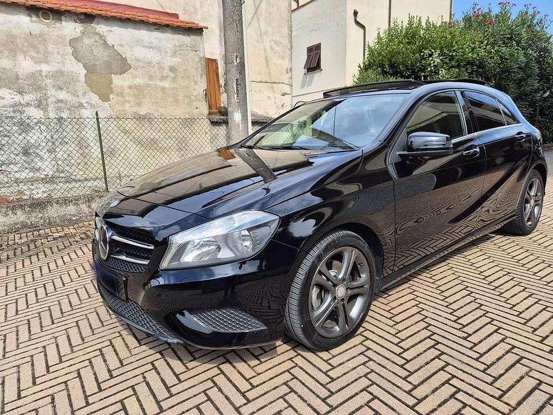 Usata Mercedes A200 136 CV (100 kW) 2013 Nero Berlina
