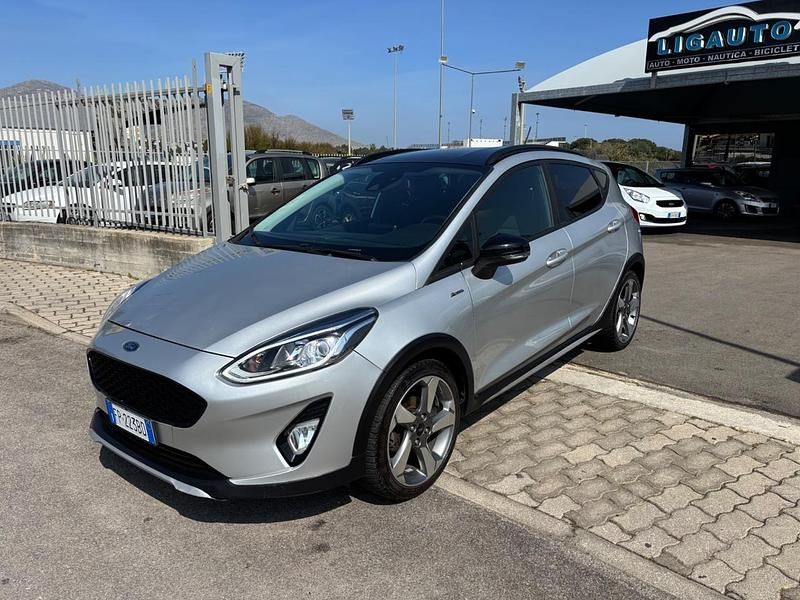 Usata Ford Fiesta ST-Line 85 CV (62 kW) 2018 Argento Utilitaria