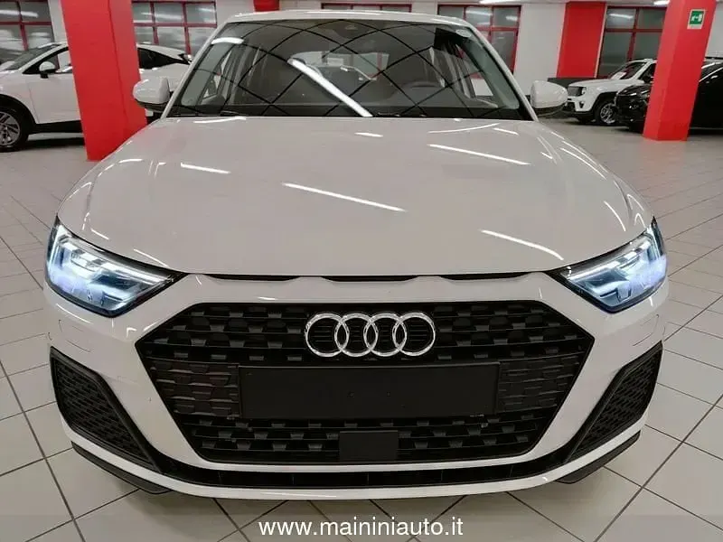 Usata Audi A1 Sportback 116 CV (85 kW) 2025 Bianco Utilitaria