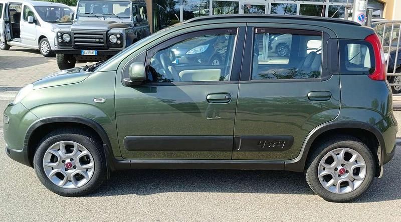 Usata Fiat Panda Cross Cross 75 CV (55 kW) 2014 Vernice metallizzata Utilitaria