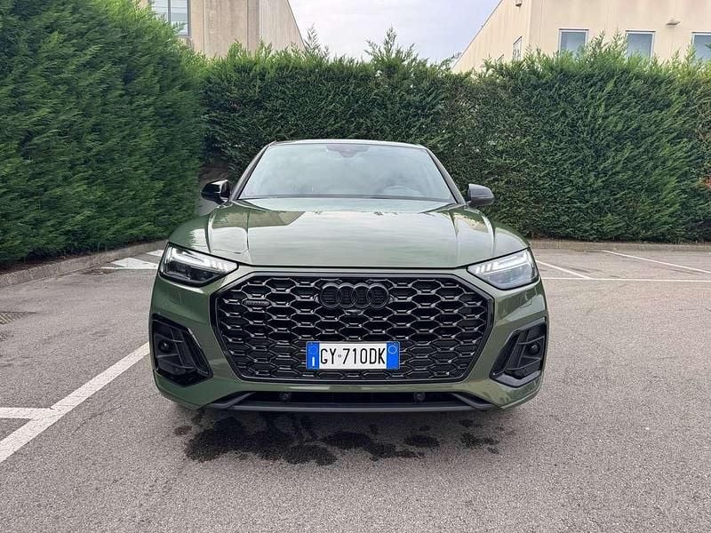 Usata Audi Q5 Sportback Ambiente 204 CV (150 kW) 2025 Verde SUV