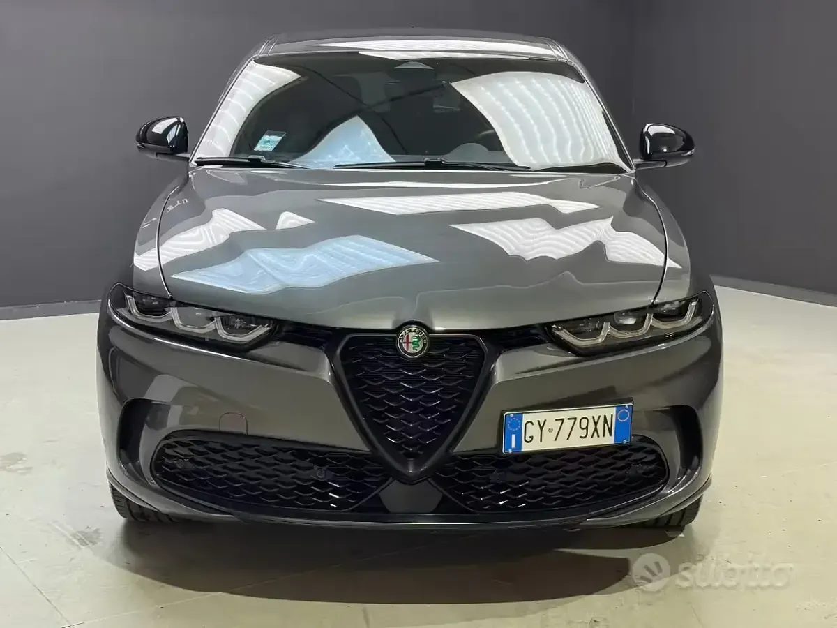 Usata Alfa Romeo Tonale Veloce 160 CV (117 kW) 2025 Grigio SUV