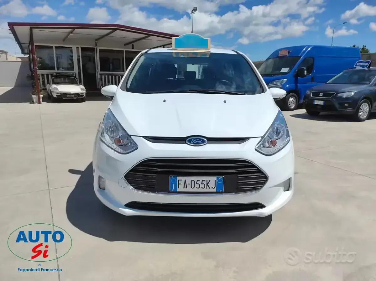 Usata Ford B-MAX 75 CV (55 kW) 2015 Bianco Monovolume