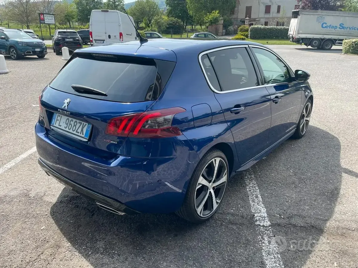 Usata Peugeot 308 GT-line 150 CV (110 kW) 2017 Blu Berlina