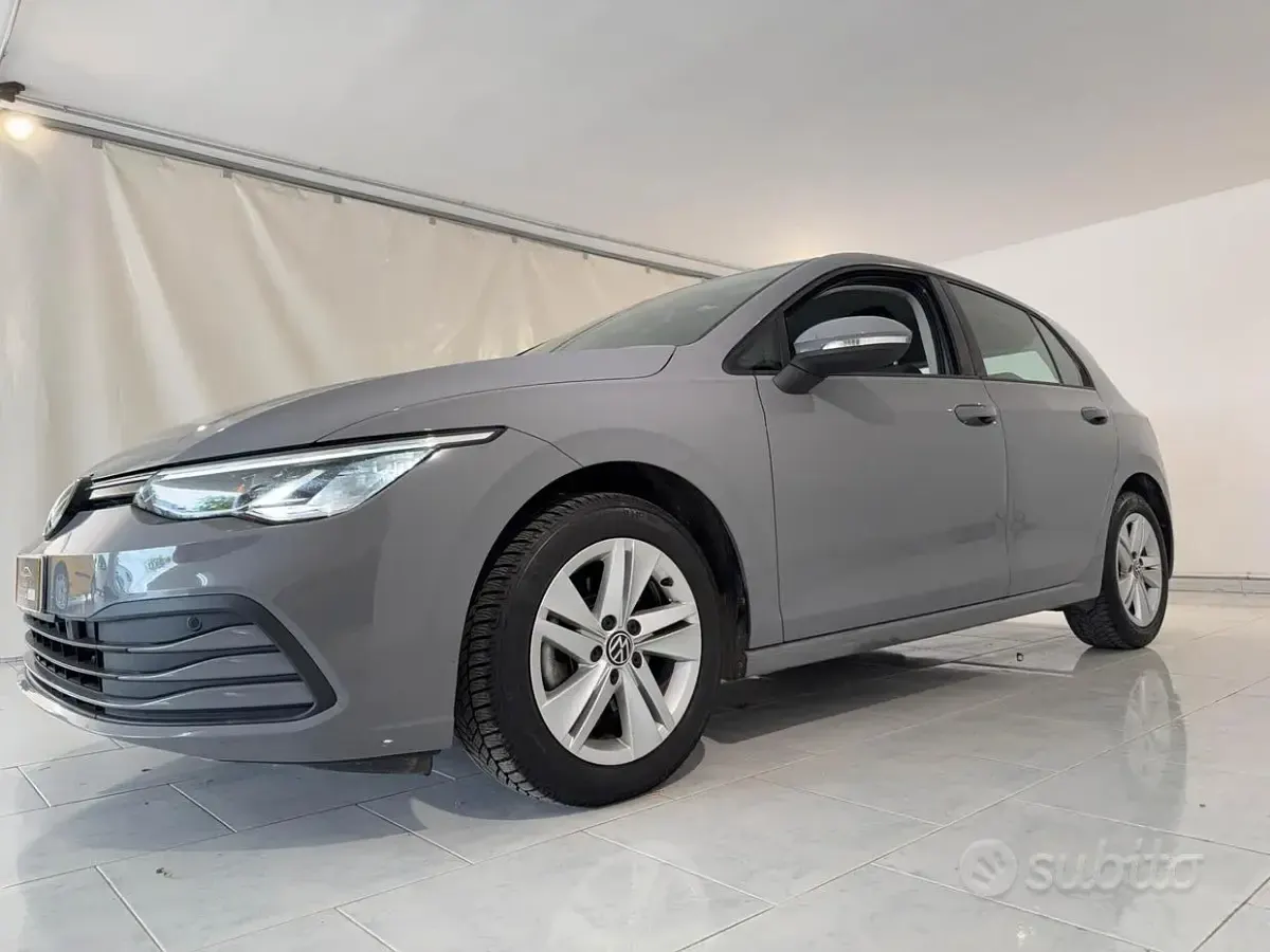 Usata VW Golf VIII Style 150 CV (110 kW) 2022 Grigio Berlina