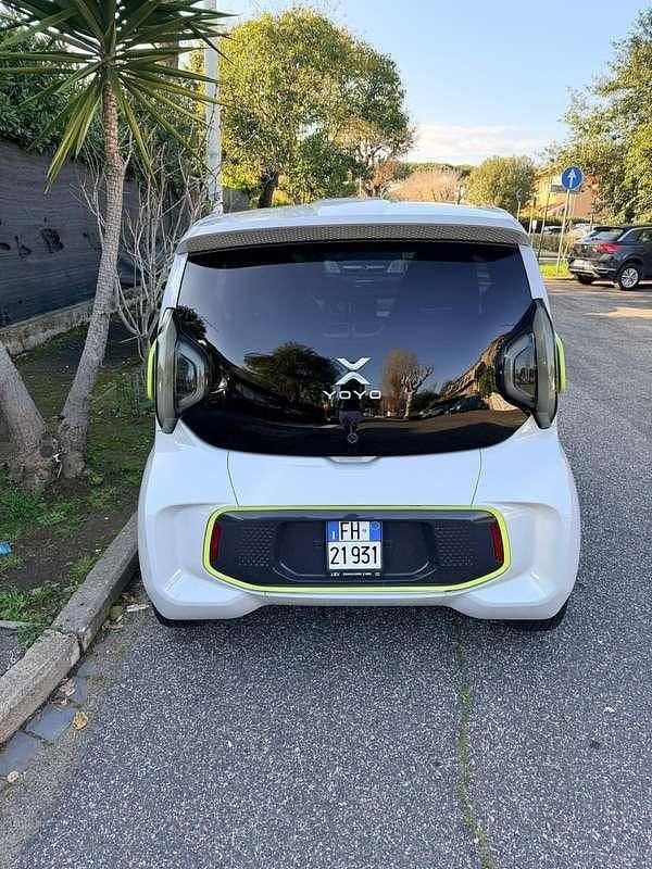 Usata XEV Yoyo 14 kW (20 CV) 2023 Grigio Utilitaria