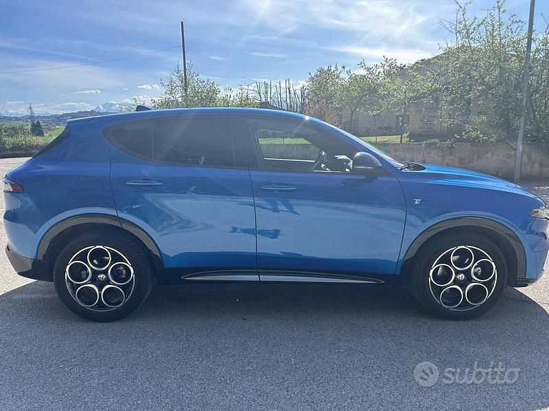 Usata Alfa Romeo Tonale Ti 131 CV (96 kW) 2023 Blu SUV