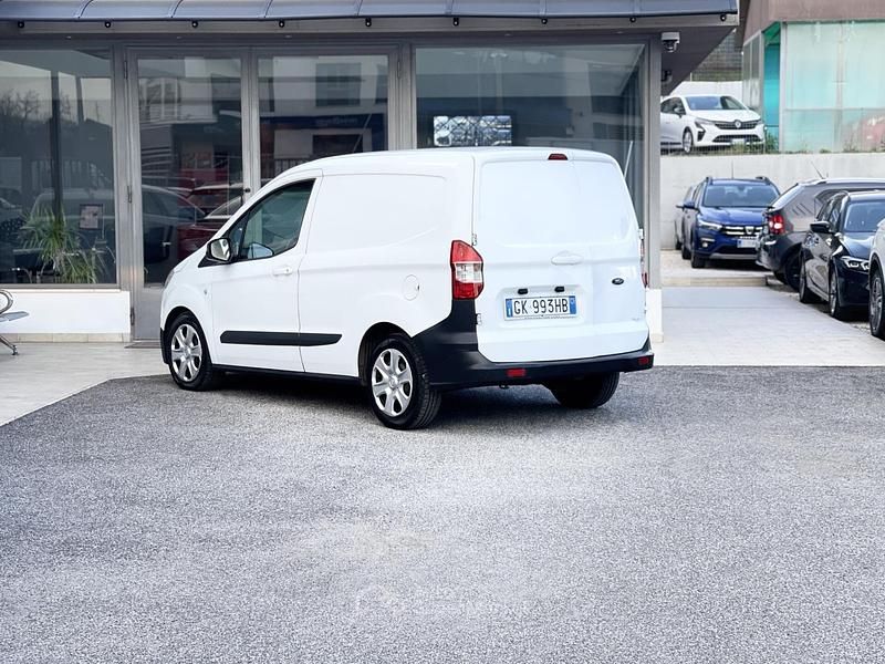 Usata Ford Transit 76 CV (55 kW) 2016 Bianco Furgone