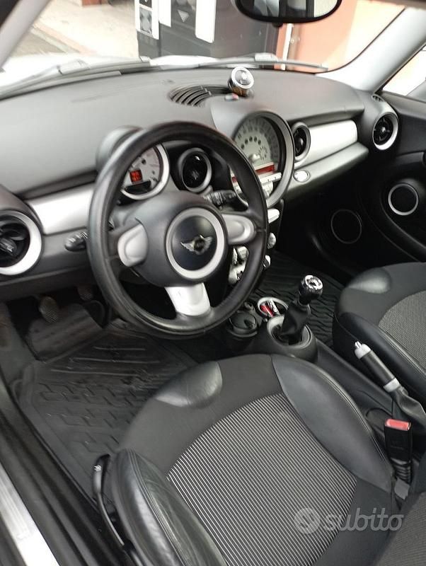 Usata Mini Cooper D 109 CV (80 kW) 2008 Grigio Utilitaria