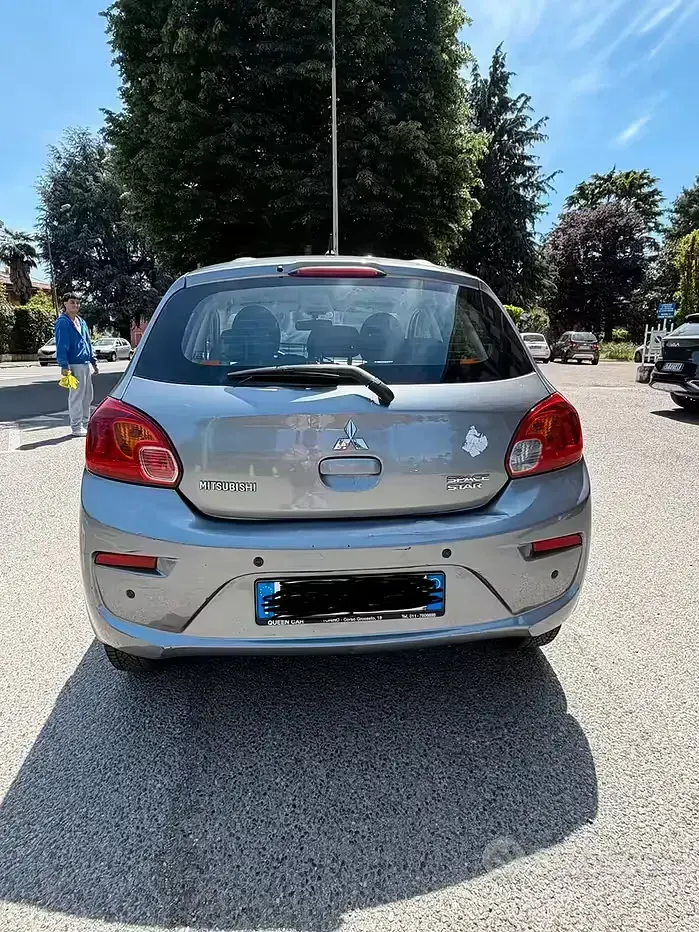 Usata Mitsubishi Space Star Invite 71 CV (52 kW) 2018 Grigio Utilitaria