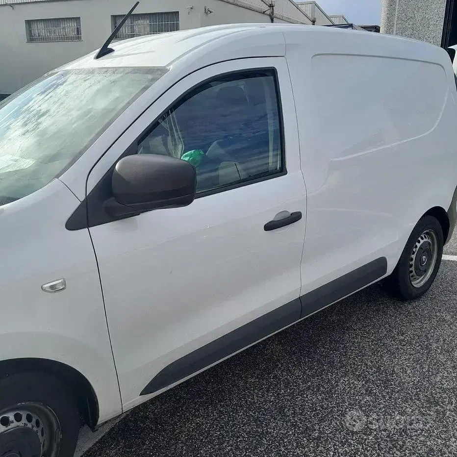 Usata Renault Express 95 CV (69 kW) 2021 Bianco Monovolume