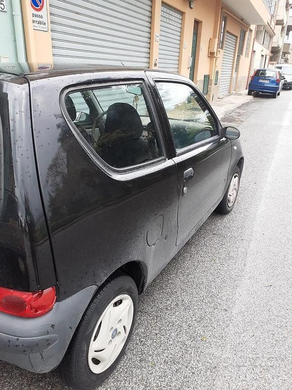 Usata Fiat 600 54 CV (39 kW) 2006 Nero Utilitaria