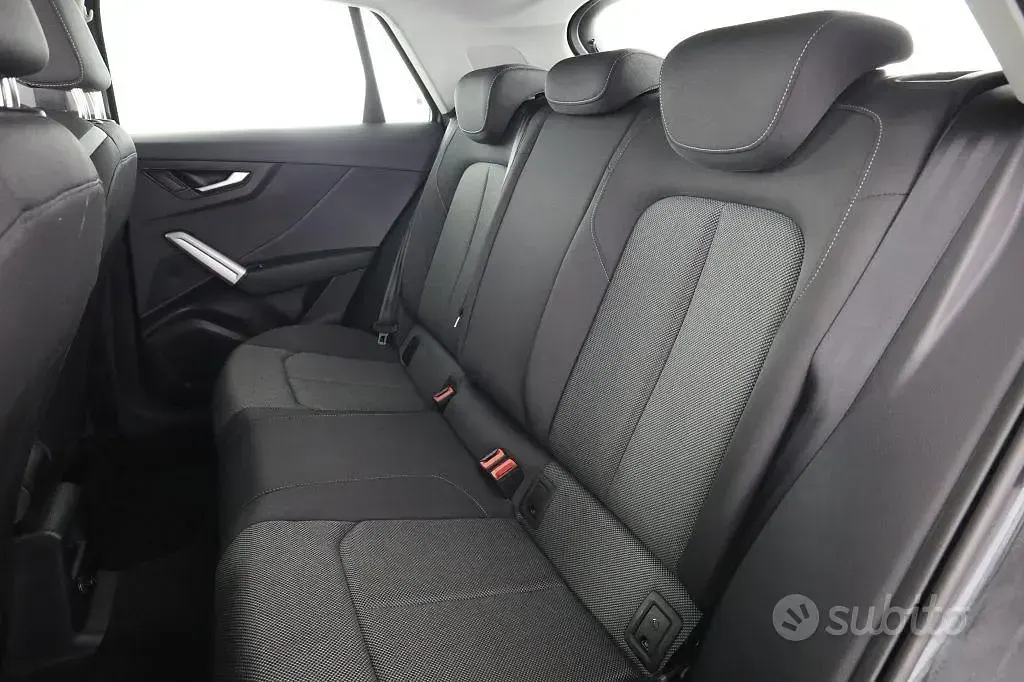 Usata Audi Q2 Advanced 150 CV (110 kW) 2023 Grigio SUV