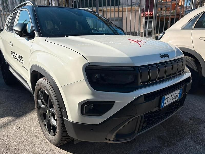 Nuova Jeep Avenger Overland 100 CV (73 kW) 2025 Bianco SUV