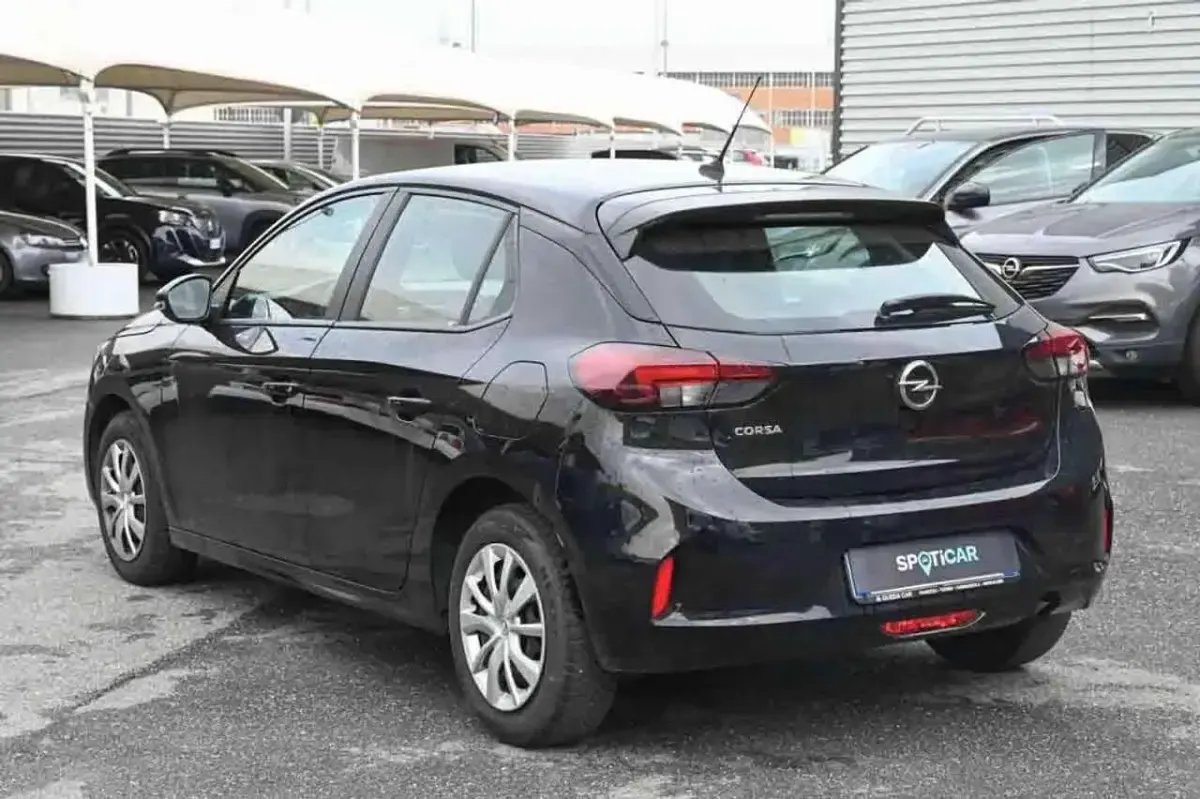 Usata Opel Corsa Edition 75 CV (55 kW) 2022 Nero Utilitaria