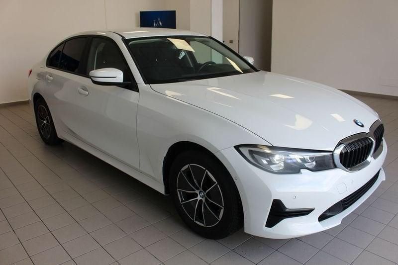 Usata BMW 318 Advantage 150 CV (110 kW) 2020 Bianco Berlina