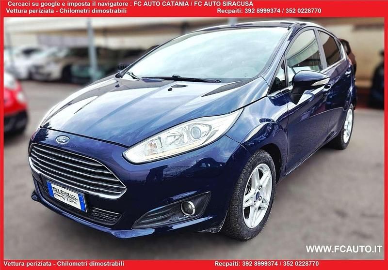 Usata Ford Fiesta Titanium 75 CV (55 kW) 2015 Blu Berlina